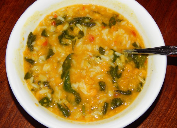 spinach-dal-with-rice-in-bowl